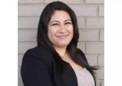 Claudia Aguilar - Farmers Insurance Agent in Freeport, TX